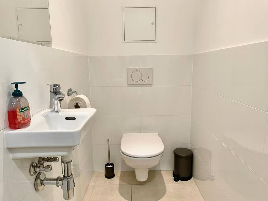 Premium Apartment With Terrace, A/C, Free Wifi And Netflix Vienna Luaran gambar